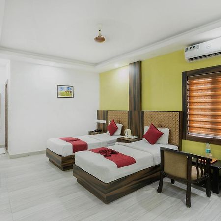 Hotel Kochi Crown מראה חיצוני תמונה