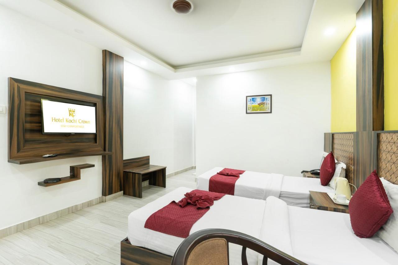 Hotel Kochi Crown מראה חיצוני תמונה