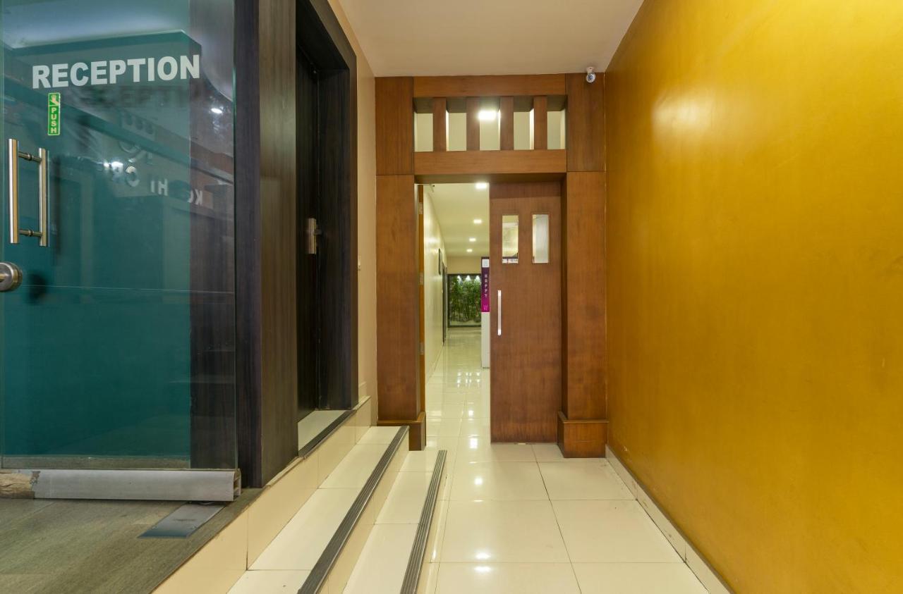 Hotel Kochi Crown מראה חיצוני תמונה