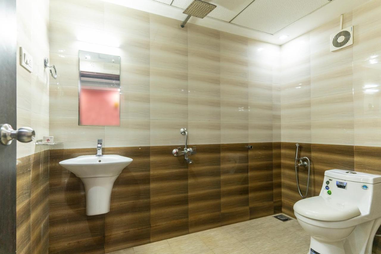 Hotel Kochi Crown מראה חיצוני תמונה