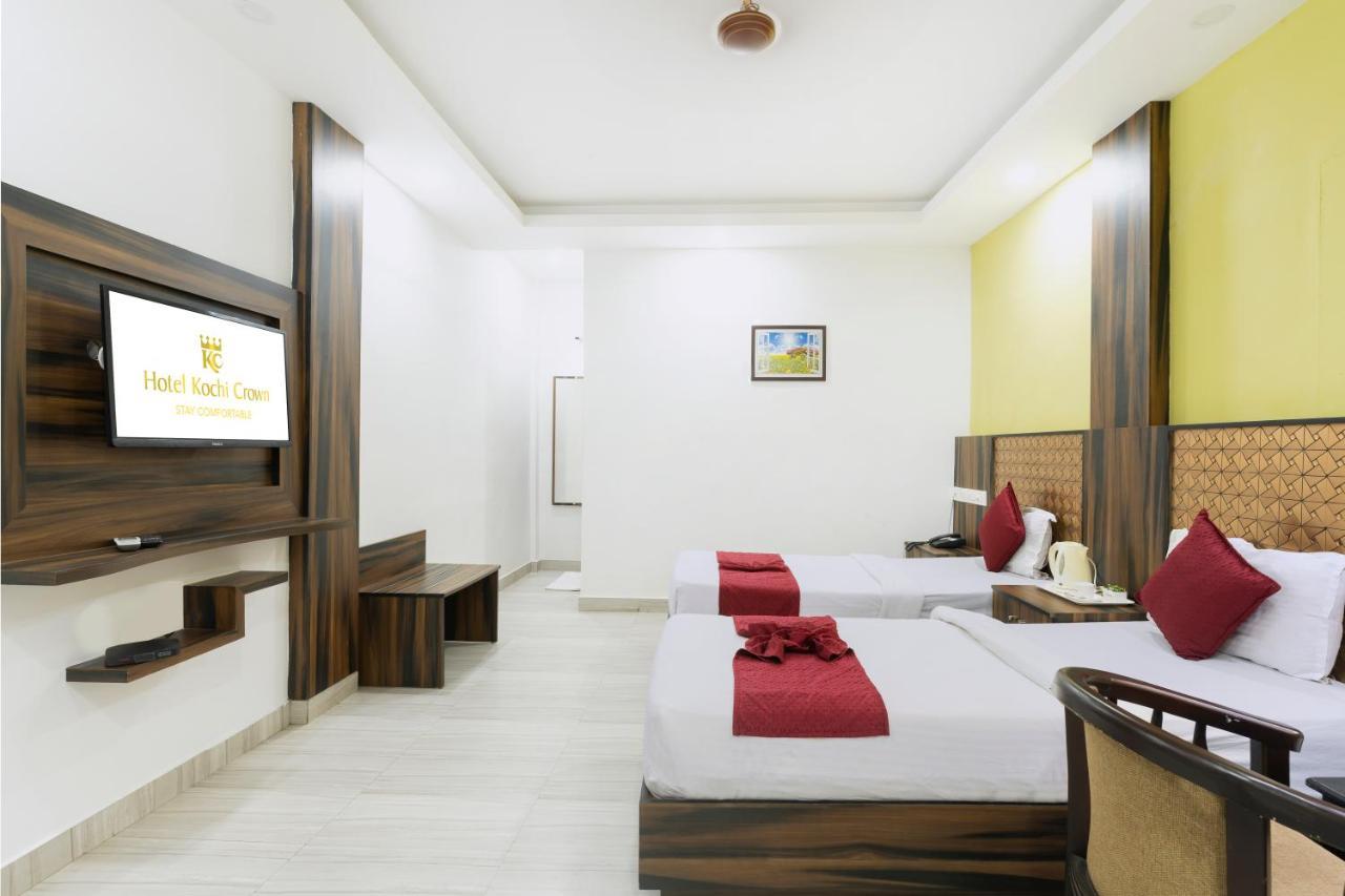 Hotel Kochi Crown מראה חיצוני תמונה