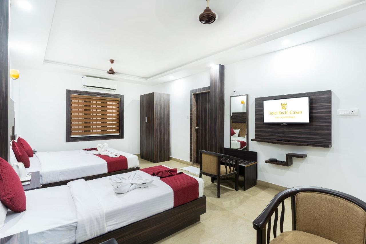 Hotel Kochi Crown מראה חיצוני תמונה